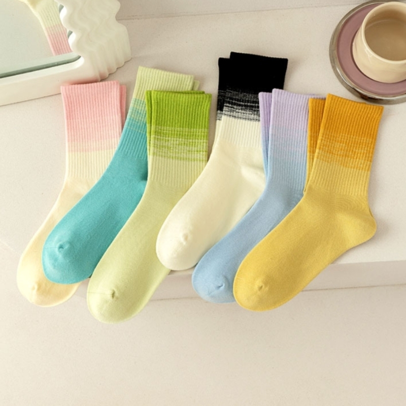 Dopamine Socks for Women, Spring and Summer Mid-Calf, Odor-Resistant, Pure Cotton, Running, Gradient Color, Yoga, Paired with Shark Pants, Sports Socks
