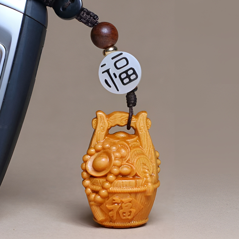 Cypress Wood Carving Golden Key Pendant for Attracting Wealth, Wooden Car Keychain, High Aesthetic Value Phone Chain for Women