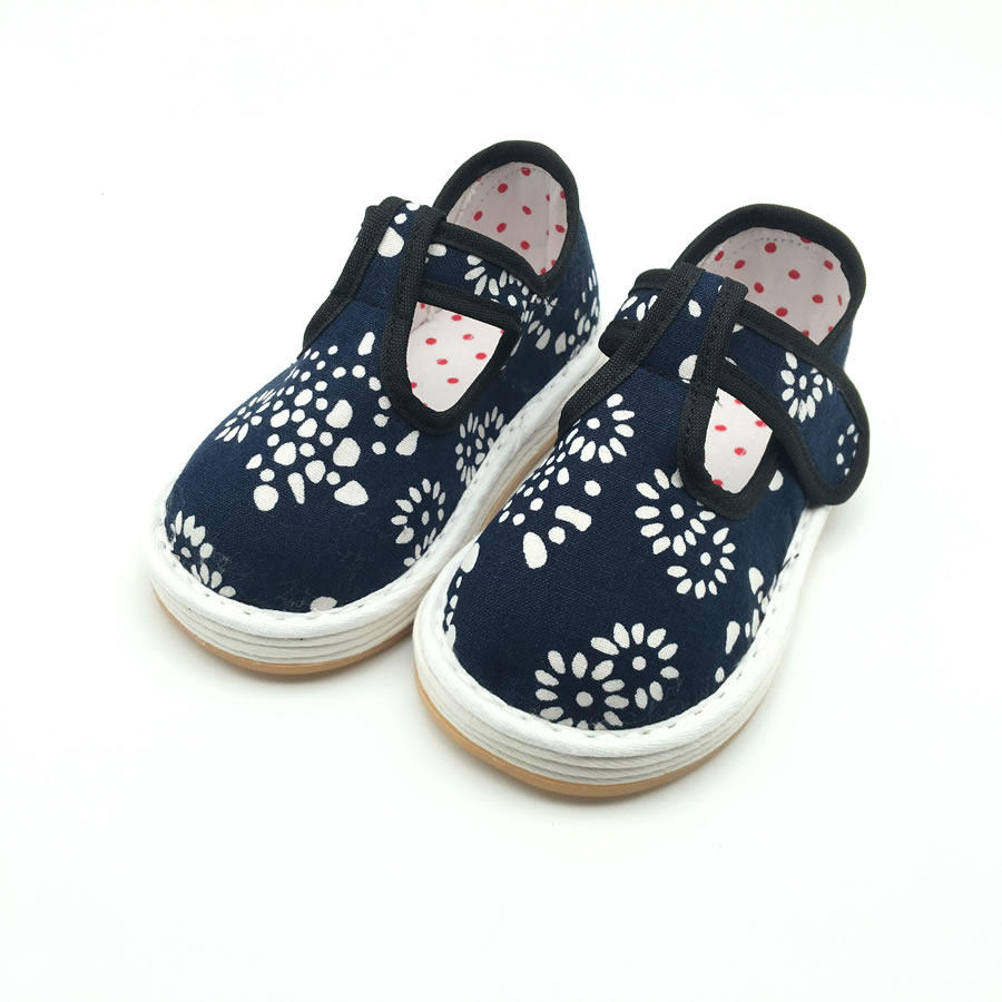 Classical Wind in the Republic of China Girl Girl Girl Girl Girl Child Girl Child Chip-top Cloth Shoes School Walking Shoes Children Shoes-Taobao