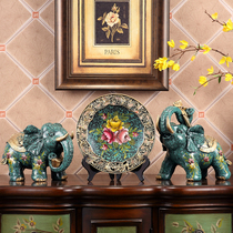 Elephant ornaments to attract wealth and water like moving to a new home living room coffee table TV cabinet decoration opening wedding gifts