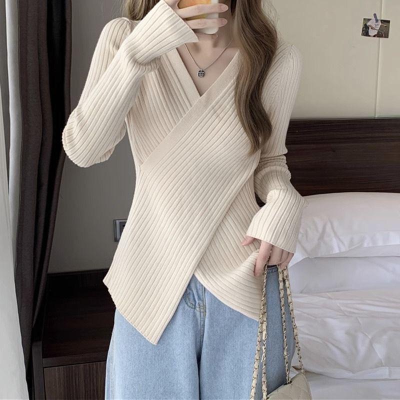 Plus-Size Korean-Style Designer Knit Sweater Base Shirt for Women, New Autumn and Winter Model, Slimming and Versatile Outerwear for Chubby Girls