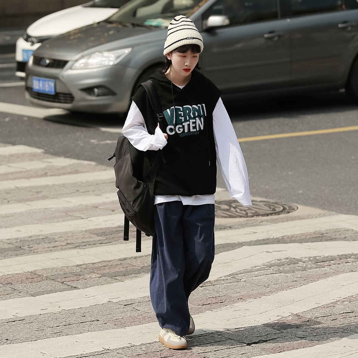 Sweatshirt waistcoat jacket female spring and autumn waistcoat Flocking Lazy Wind Out of Loose Not Even Hat Vest Student Tidal bf