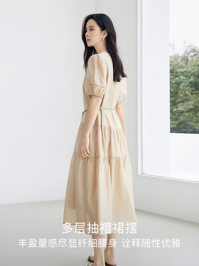 对白莱赛尔醋酸法式度假镂空连衣裙女2025夏新款泡泡袖减龄A字裙
