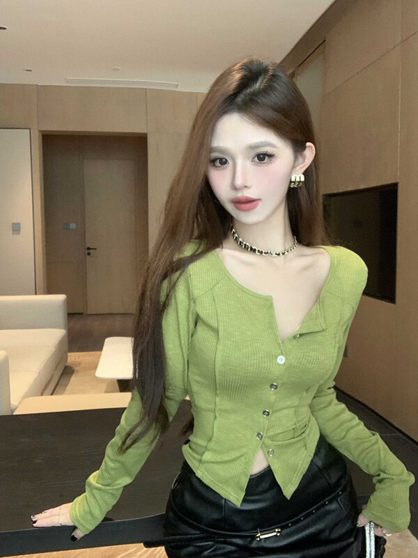 Green Half-Open Collar Long-Sleeved T-Shirt for Women, New Autumn and Winter Style, Pure and Sexy, Slim-Fit Short Top, Inner Layer Base Shirt