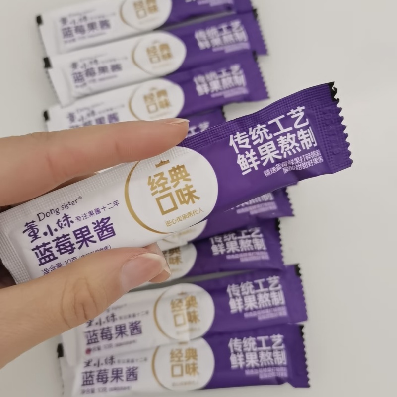 董小妹草莓果酱家用小包装袋装早餐涂抹面包奶茶店商用蓝莓无颗粒