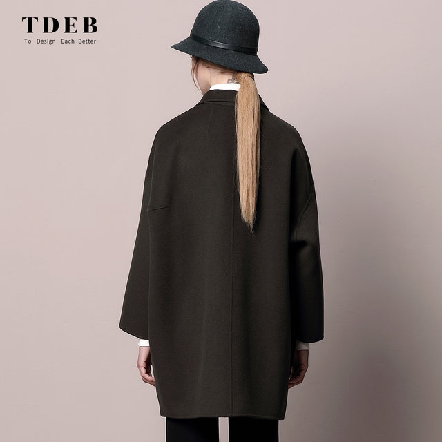 ເສື້ອຢືດຂົນສັດຊັ້ນສູງສໍາລັບແມ່ຍິງກາງ-ຍາວວ່າງ 2024 ຄໍເຕົ້າໄຂ່ທີ່ຄົນອັບເດດ: ຄົນອັບເດດ: ແລະ elegant ເປືອກຫຸ້ມນອກ woolen double-sided