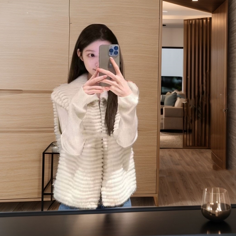 Autumn and Winter Eco-Friendly Mink Vest Fur Coat for Women, Striped Craft Lapel Short Fur Top, Youthful and Fashionable