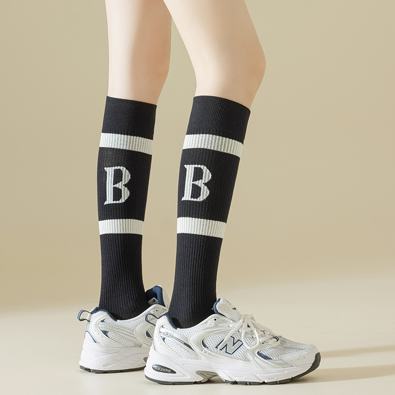 Compression Calf Socks for Women, Long Tube, Korean Style, Trendy Seamless Sports Socks for Running, Jump Rope, Fitness, Black, White, Gray, Slimming Effect Compression Calf Socks for Women, Long Tube, Korean Style, Trendy Seamless Sports Socks for Running, Jump Rope, Fitness, Black, White, Gray, Slimming Effect