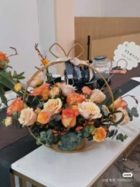 Golden iron flower stand flower stand portable flower basket flower pot geometric creative flower arrangement stand holiday gift ornament