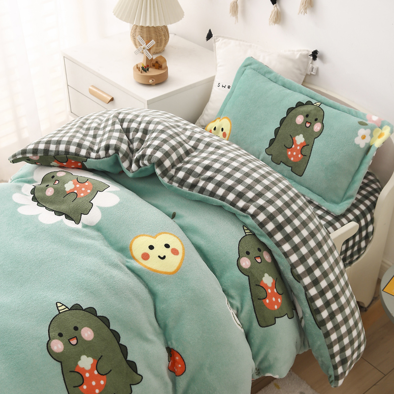 Kindergarten quilt three-piece winter velvet milk velvet children's quilt cover 120x150cm coral velvet quilt cover