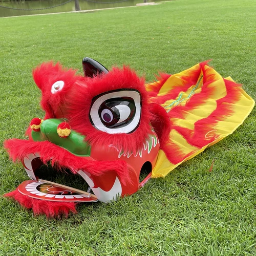 Детский львиный танец львиной голова львиного пластикового льва традиционные львиные танце