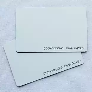 Thin card ID induction card radio frequency card access card time card mango card attendance machine magnetic card 1 yuan sheet