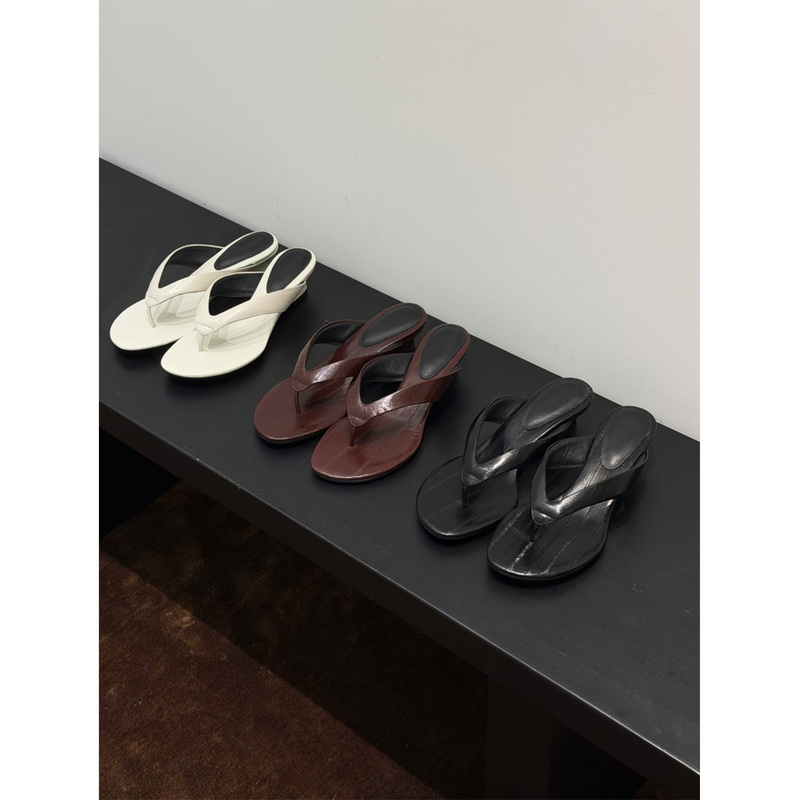 Lala La 2026 New Wedge Heel Eel-Pattern Wedge Flip-Flops for Women, Suitable for Outdoor Wear in Summer, Comfortable and Not Tiring