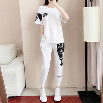 Hong Kong leisure white sports suit female summer 2022 new hip hop fashion air loose two pieces