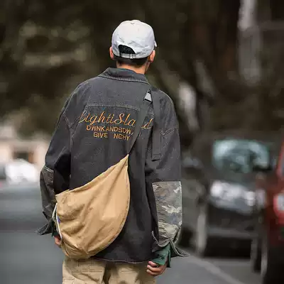 Purify the eye autumn new retro fashion brand tooling denim jacket men camouflage stitching casual loose jacket