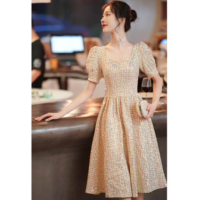 Evening dress skirt female banquet 2022 autumn and winter new art test small fairy dress annual meeting slim dress