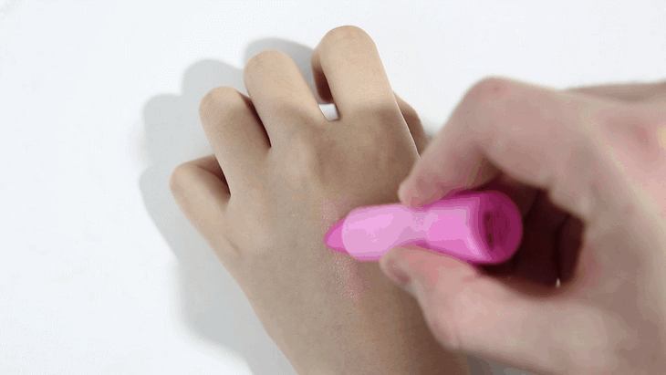 Thái Lan Mistine size dâu màu son dưỡng môi giữ ẩm màu hồng son bóng gradient không thấm nước bbia 02