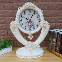 European-style living room clock table clock table clock creative desktop decoration clock art retro mute simple quartz clock