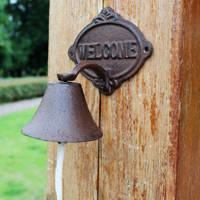 European retro nostalgic cast iron welcome card hand-cranked doorbell wrought iron bell courtyard home wall hanging decorative doorbell