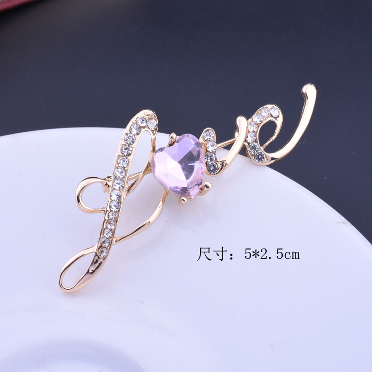 Đặc biệt hàng ngày] thời trang nhạc trâm pin pin khí hoa phụ kiện TÌNH YÊU kim cương đầy đủ huy hiệu cài áo vest
