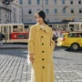 Cổ áo đứng châu Âu cổ ngỗng lông cừu màu vàng lông cừu Hepburn chanh vàng cashmere len đôi áo khoác nữ áo parka nữ