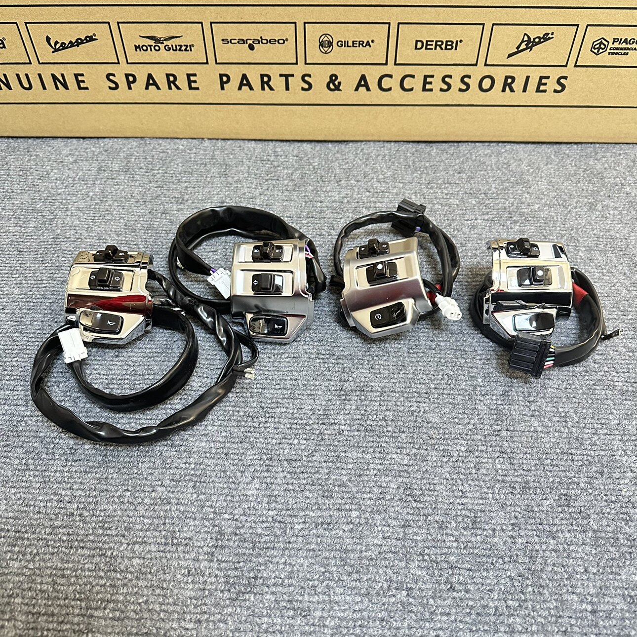 Suitable for vespa sprint 150 spring switch horn headlights mode start button turn light handlebar switch-Taobao