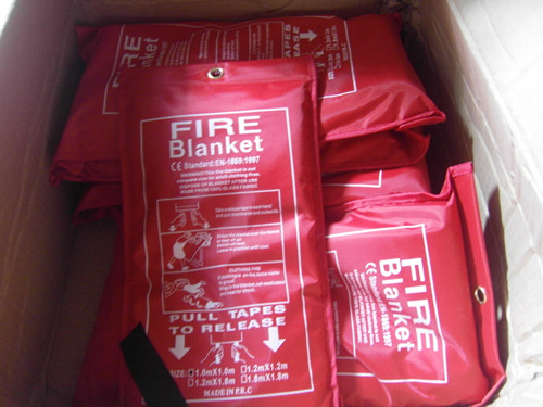 Promotion Ship Lifesaving Fire Extinguishing Blanket Fire Blanket electric welding fireproof cloth fibreglass cloth fire extinguishing cloth