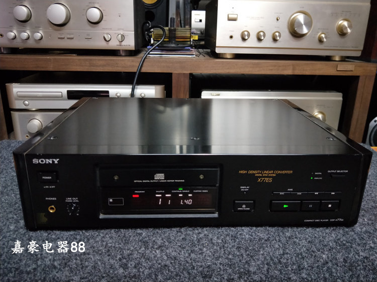 Original SONY Sony CDP-X77ES fever CD player with remote control