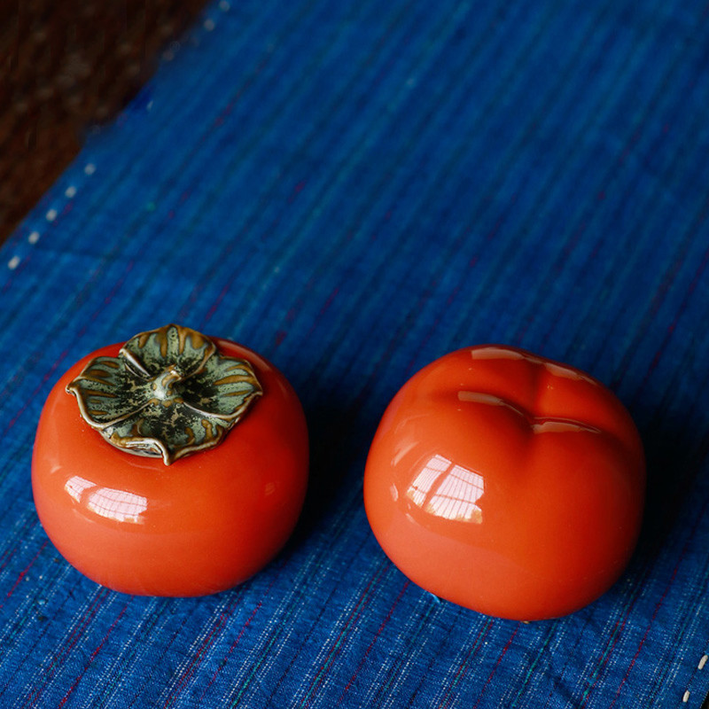 The Poly real boutique scene. Caddy fixings jingdezhen ceramic seal portable small wake POTS of tea warehouse traveler