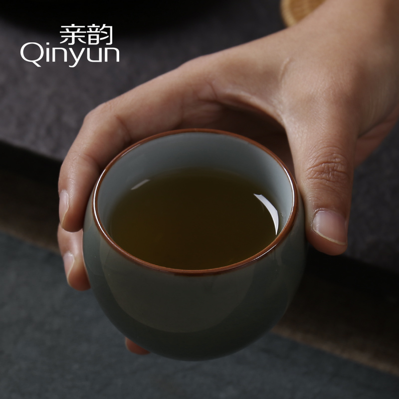 Poly real scene kung fu tea cup water elder brother up with celadon ceramics slicing fail the manual master cup egg cup