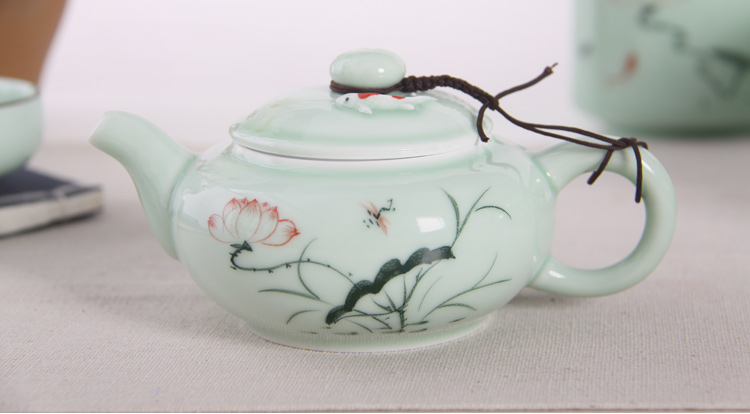 Boil the teapot tea single pot small household health pot carp jingdezhen ceramic celadon kung fu tea set hand - made of lotus