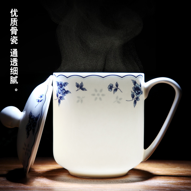 Jingdezhen ceramic cups with cover the office blue and white glass cup of ipads China contracted hotel and meeting a cup of tea cups