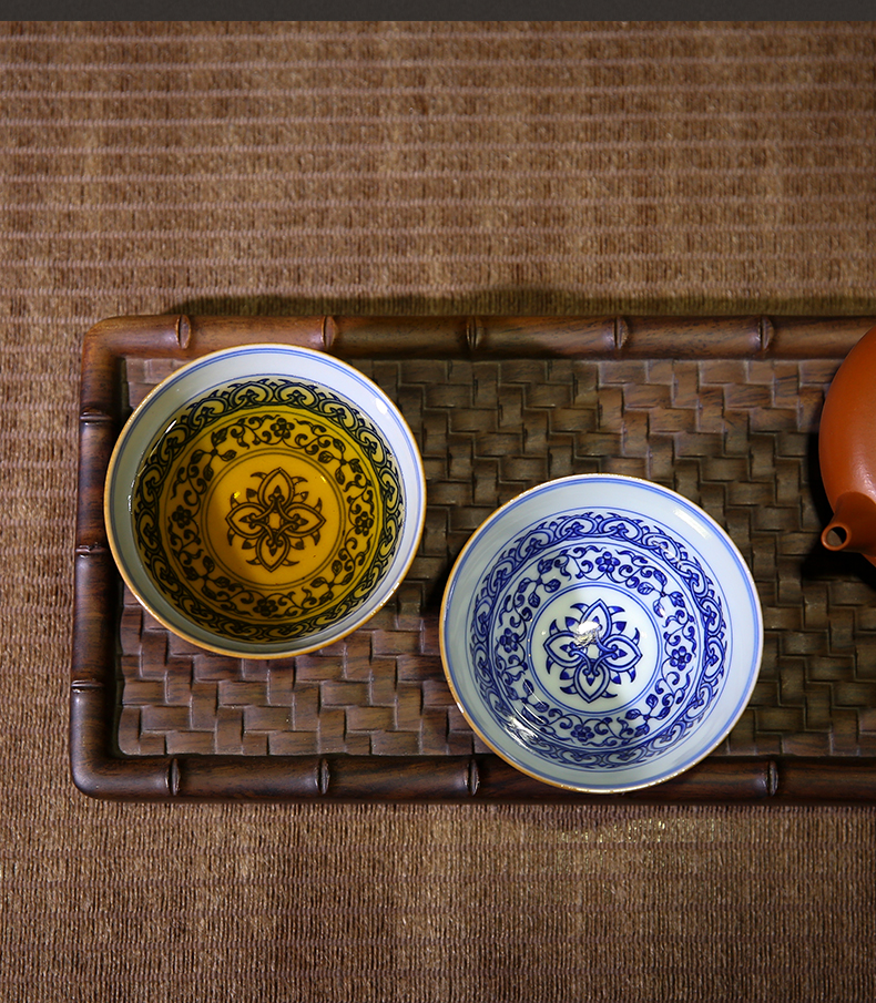 . Poly real boutique scene. The Hand - made master cup single cup sample tea cup jingdezhen blue and white porcelain tea set kung fu tea cups landscape