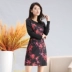 Shengyuzhu của phụ nữ Counter Phong cách mùa thu Thêu cườm đính hạt nghệ thuật cổ tròn in áo dài tay thắt lưng cao - Váy eo cao