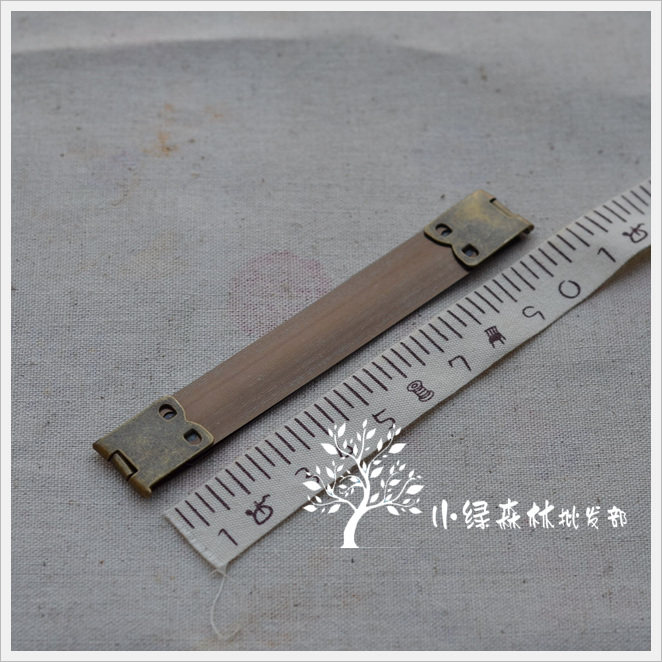 (Forest wholesale) 0 6 yuan for 10CM shrapnel gold for 20 packs 124g