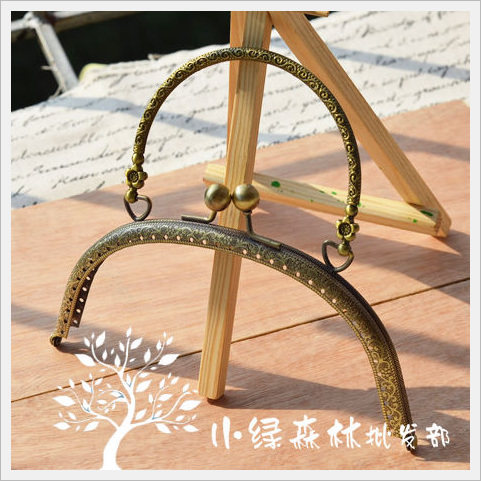 (Forest Wholesale) 8 yuan each 16CM bronze carving embossed with handle mouth gold 10 pieces 700g