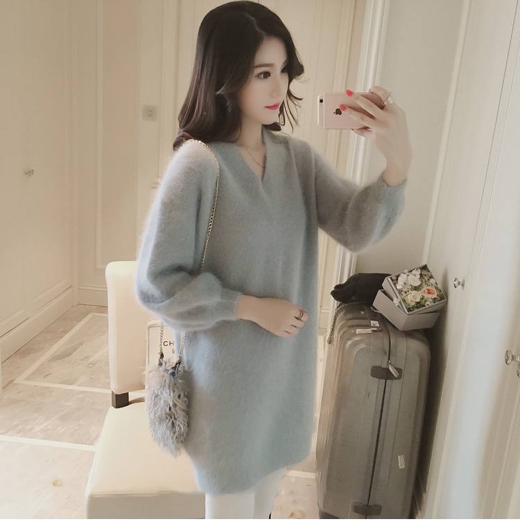 Mùa thu đông cổ áo nhung nước cổ chữ V lười gió dài hippocampus lỏng lẻo áo len nữ dày triều áo cardigan nữ dáng dài