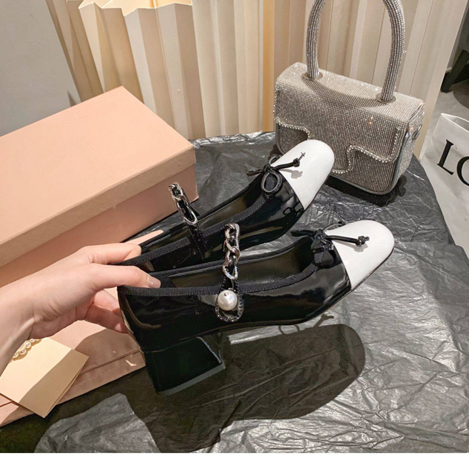 Туфли Мэри Джейн miu*法式复古中跟蝴蝶结高跟鞋粗跟方头一字扣小香风玛丽珍单鞋女 Rv&sw