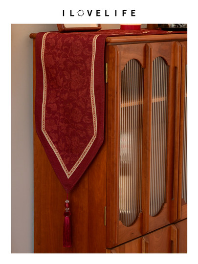 New Year Wedding Table Runner 2026 New Luxury High-End Spring Festival Tablecloth Long Red Bed Runner Chinese Coffee Table Mat