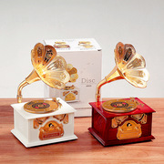 đầu đĩa than mcintosh	 Máy ghi âm retro châu Âu máy ghi âm âm nhạc hộp âm nhạc hộp văn phòng nhà trang trí đồ trang trí quà tặng sinh nhật - Máy hát 	đầu đĩa than crosley