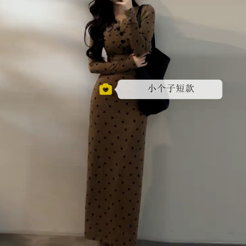 145 Petite Long-Sleeve Dress for Women in Autumn, 150 Height-Enhancing Outfit, Waist-Cinching, Slim-Fit, Vintage Bodycon Long Dress, Size XS 145 Petite Long-Sleeve Dress for Women in Autumn, 150 Height-Enhancing Outfit, Waist-Cinching, Slim-Fit, Vintage Bodycon Long Dress, Size XS