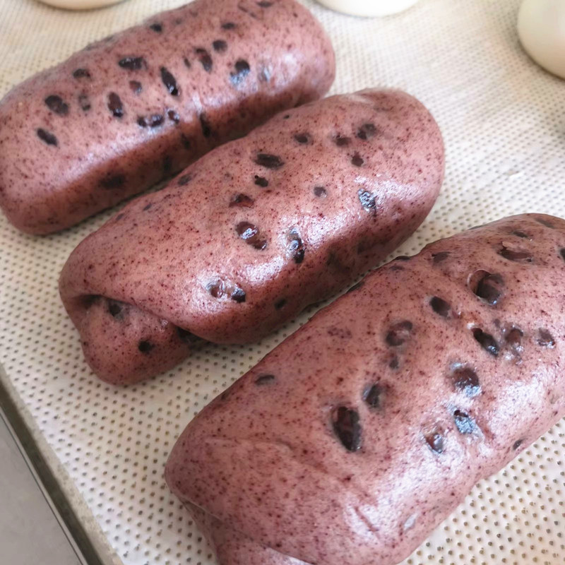 Black rice red bean steamed buns 5 handmade miscellaneous cereals Five cereals Elderly children Nutritious Breakfast Bulk Foods Now