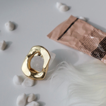 (shen See Life) Aunt Cui's Heart Window Silk Tape Buckle Irregular Design Sense Minor Belt Buckle Brooch