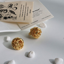 (shen depending on life) Aunt Cui's wool group shape earrings elegant simple and advanced sense of ear-raising earrings