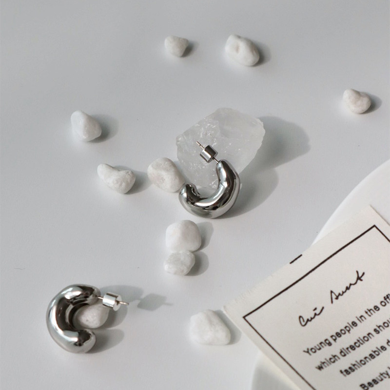 (Shen Vision Life) Aunt Cui's cashew nut earrings women's simple, cold style, light luxury, niche temperament earrings jewelry