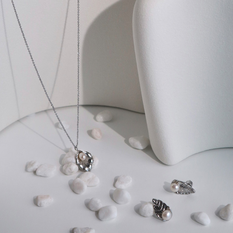 (Shen Vision Life) Aunt Cui Fragrant Leaf Series Light Luxury Niche Design Earrings Earrings Necklace Female