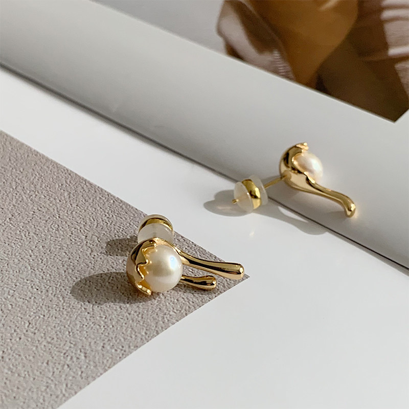 (shen view life) Aunt Choi Eternal spoon Ear Nail Metal Ethos Light Extravagant and Pearls of Pearl Ears Jewelry-Taobao