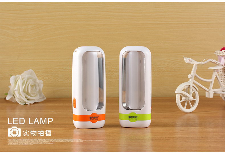 Kang Ming LED hộ gia đình đèn pin sạc chói ngoài trời cắm trại di động chiếu sáng tầm xa mini đèn pin đèn pin kiêm sạc dự phòng