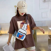 Образцы доставляются в зеркальном сашете.