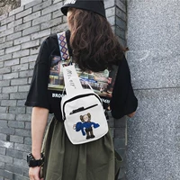 Образец Семь -зеркальное зеркальное страхование доставки